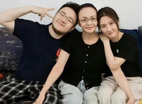 娱乐八卦吃瓜图片高清壁纸,揭秘娱乐八卦吃瓜瞬间，明星幕后故事大揭秘